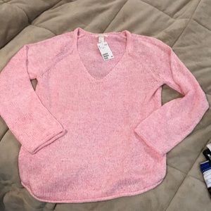 NWT H&M sweater Med- perfect fit, great color